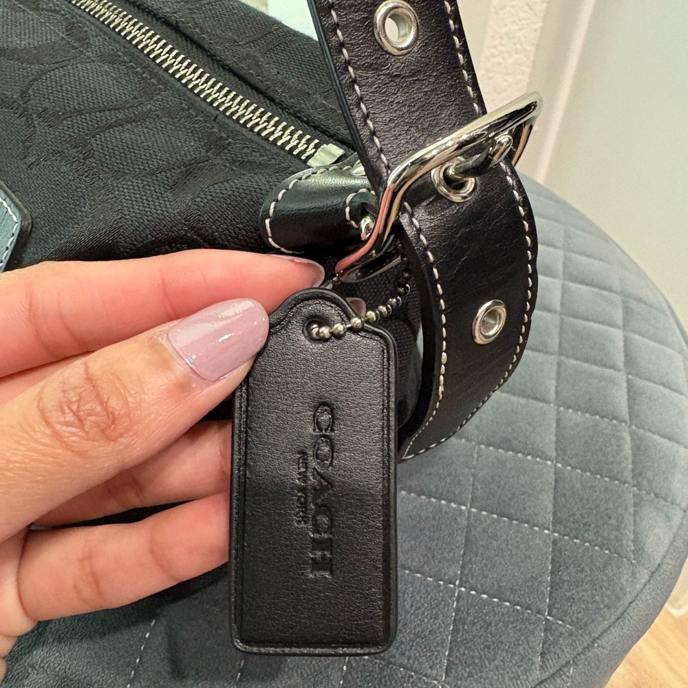 Coach Vintage Black Demi Bag - Picture 6 of 16
